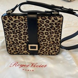 Roger vivier crossbody shoulder bag
